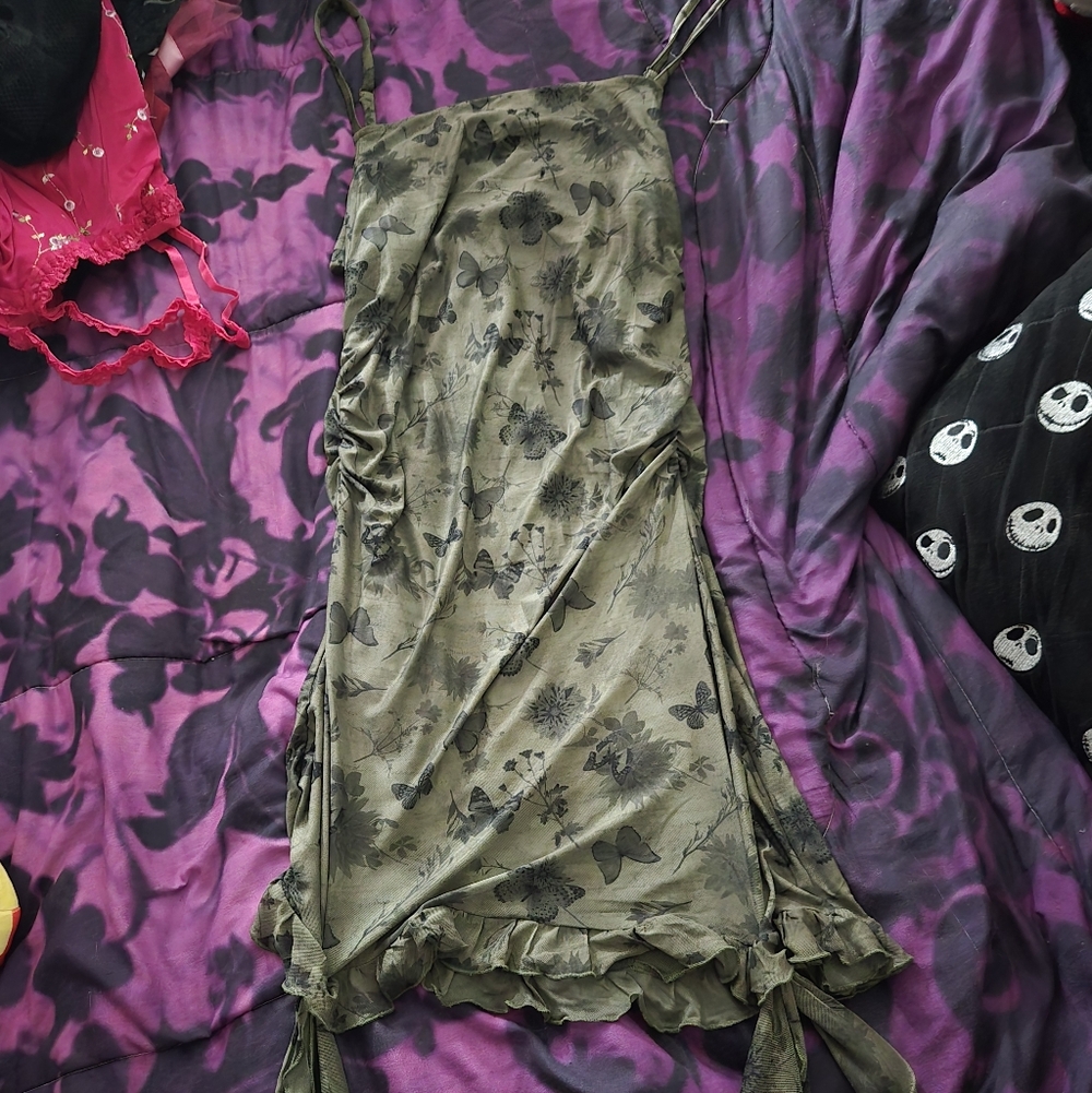 Thorn & Fable Olive Garment